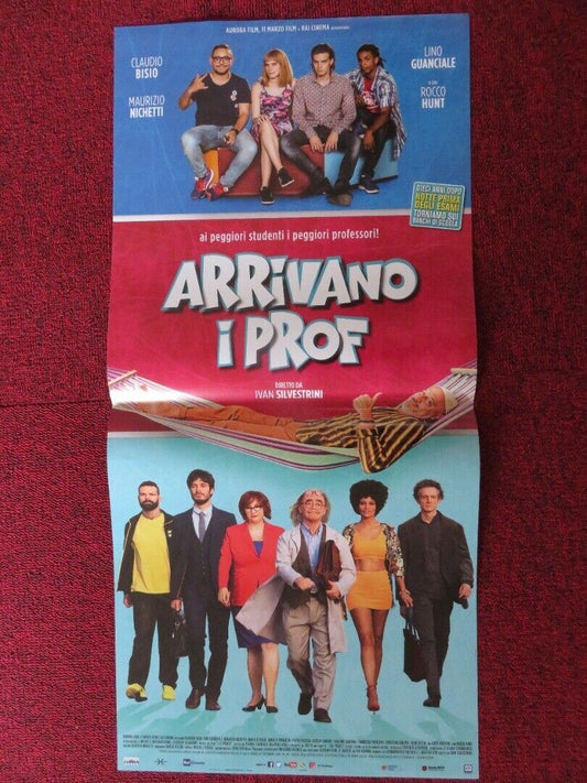 ARRIVANO I PROF ITALIAN LOCANDINA (26.5"x12.5") POSTER CLAUDIO BISIO 2018