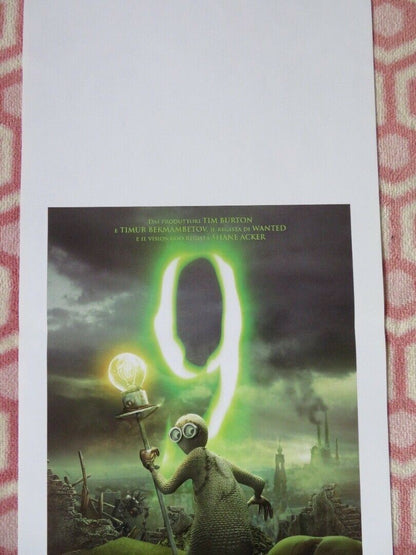 9 ITALIAN LOCANDINA (27.5"x13") POSTER CHRISTOPHER PLUMBER TIM BURTON 2009 - Rendezvous Cinema