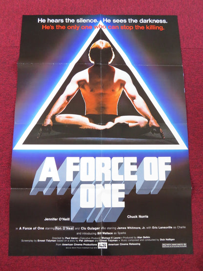 A FORCE OF ONE - B FOLDED US ONE SHEET POSTER CHUCK NORRIS JENNIFER O'NEILL 1979 - Rendezvous Cinema