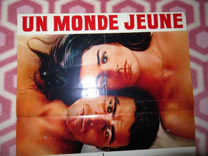 A NEW WORLD / UN MONDO NUOVO LOCANDINA (15" x 13")POSTER CHRISTINE DELAROCH 1966 - Rendezvous Cinema