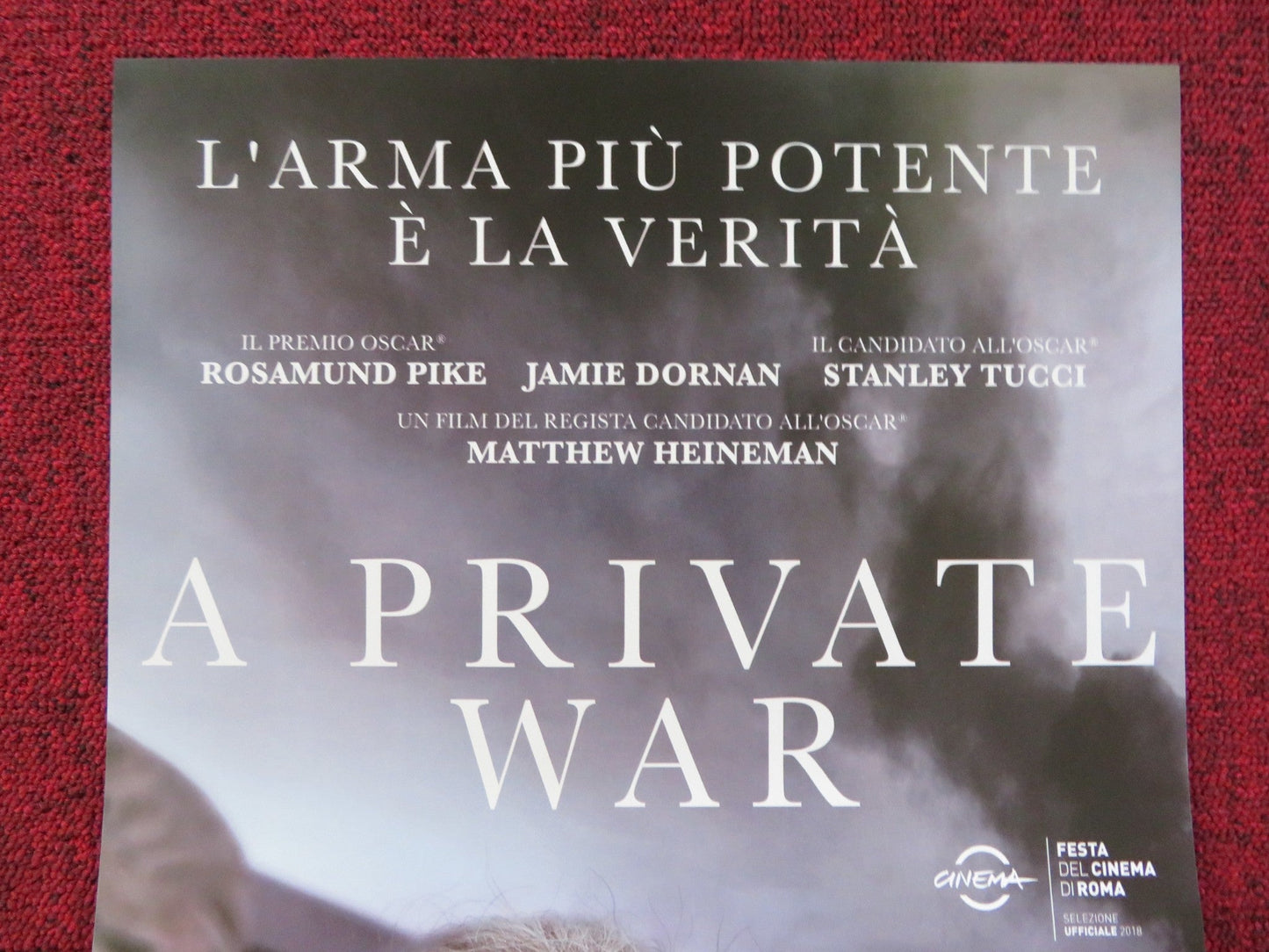 A PRIVATE WAR ITALIAN LOCANDINA POSTER ROSAMUND PIKE JAMIE DORNAN 2018 - Rendezvous Cinema