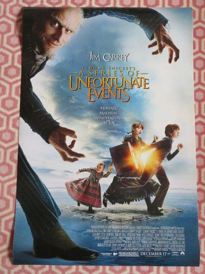 A SERIES OF UNFORTUNATE EVENTS US ONE SHEET ROLLED POSTER JIM CARREY 2004 - Rendezvous Cinema