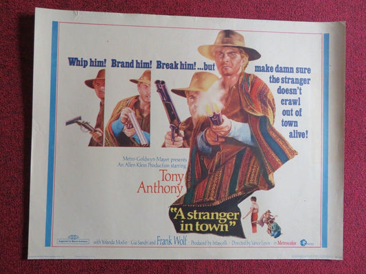 A STRANGER IN TOWN US HALF SHEET (22"x 28") POSTER TONY ANTHONY 1968 - Rendezvous Cinema