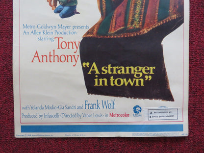 A STRANGER IN TOWN US INSERT (14"x 36") POSTER TONY ANTHONY YOLANDA MODIO 1968 - Rendezvous Cinema