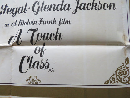 A TOUCH OF CLASS UK QUAD POSTER FOLDED GEORGE SEGAL GLENDA JACKSON 1973 - Rendezvous Cinema