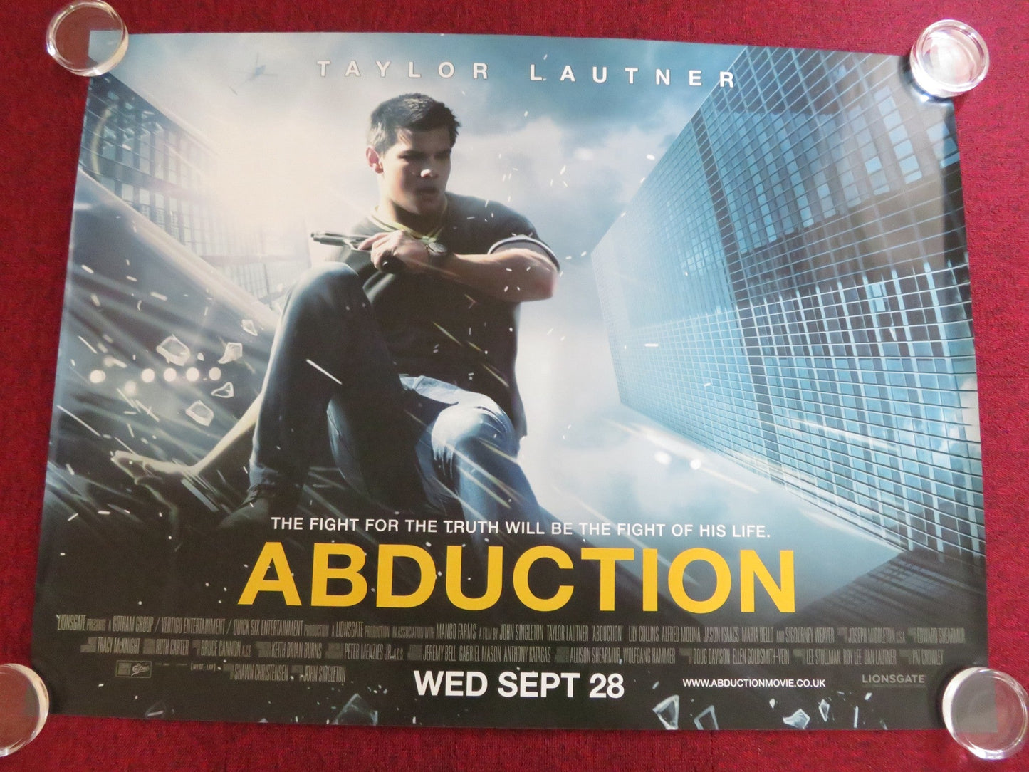 ABDUCTION UK QUAD ROLLED POSTER TAYLOR LAUTNER LILY COLLINS 2011 - Rendezvous Cinema