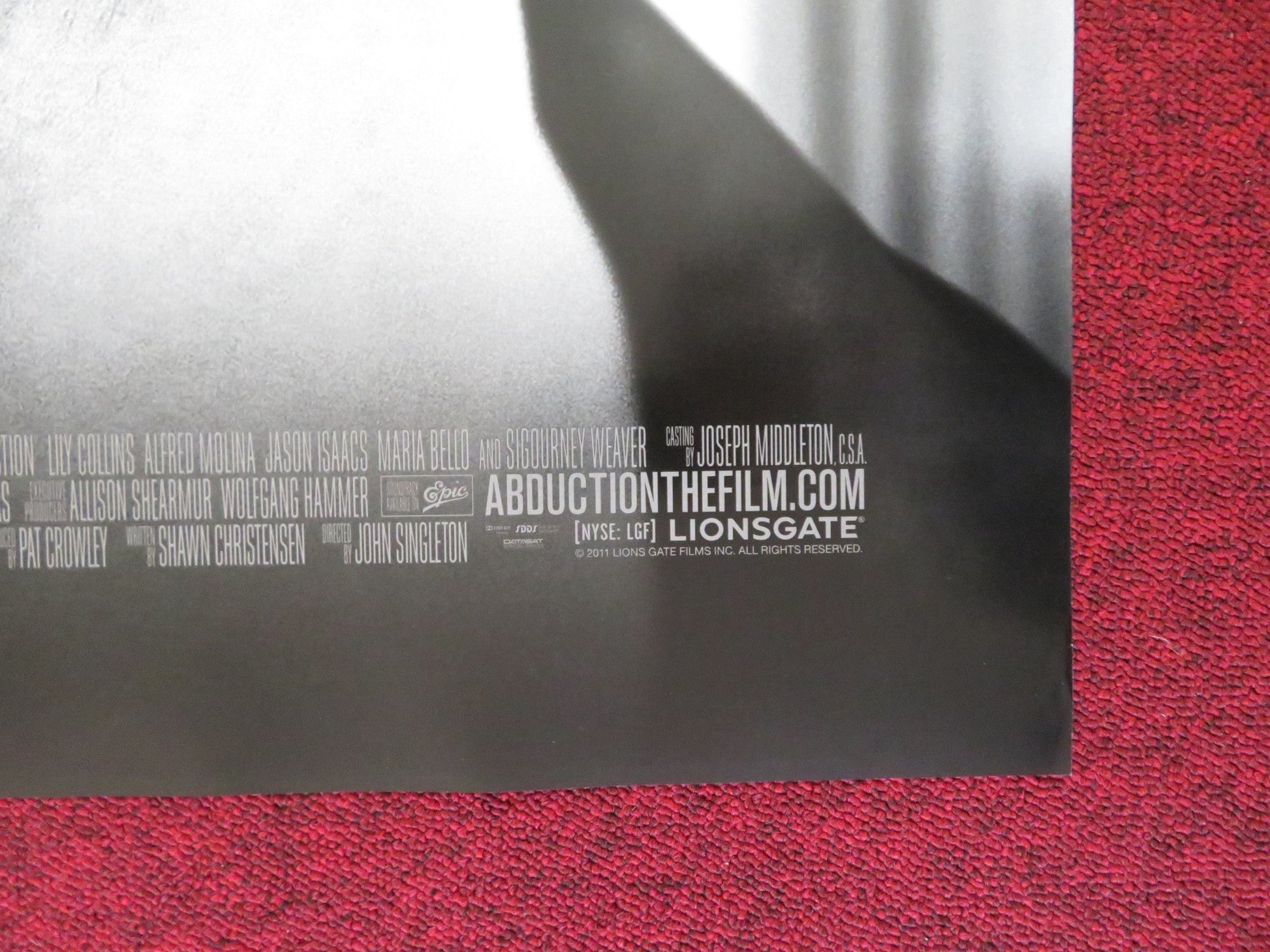 ABDUCTION US ONE SHEET ROLLED POSTER TAYLOR LAUTNER LILY COLLINS 2011 - Rendezvous Cinema