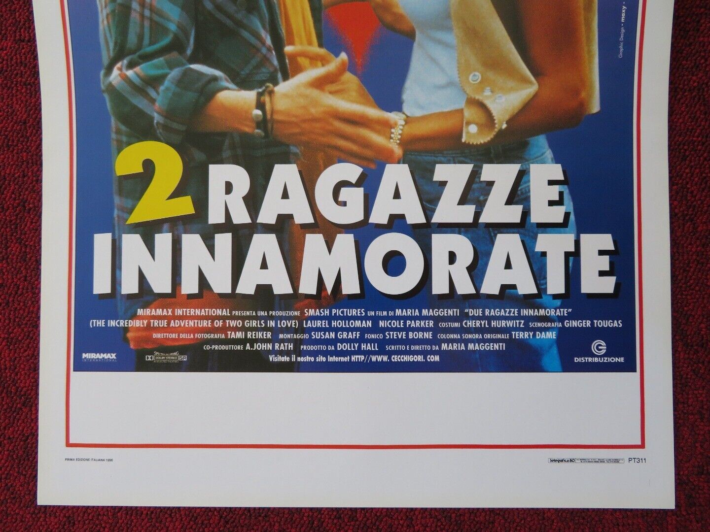 ADVENTURES OF TWO GIRLS IN LOVE ITALIAN LOCANDINA (27.5"x13") POSTER 1996 - Rendezvous Cinema