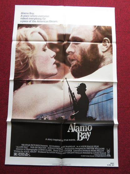 ALAMO BAY FOLDED US ONE SHEET POSTER ED HARRIS AMY MADIGAN 1985 - Rendezvous Cinema