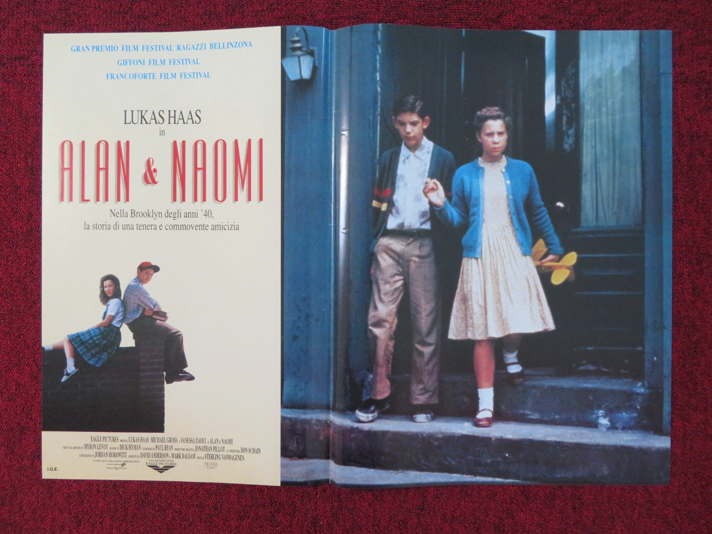 ALAN & NAOMI - A ITALIAN FOTOBUSTA POSTER LUKAS HAAS VANESSA ZAOUI 1992 - Rendezvous Cinema