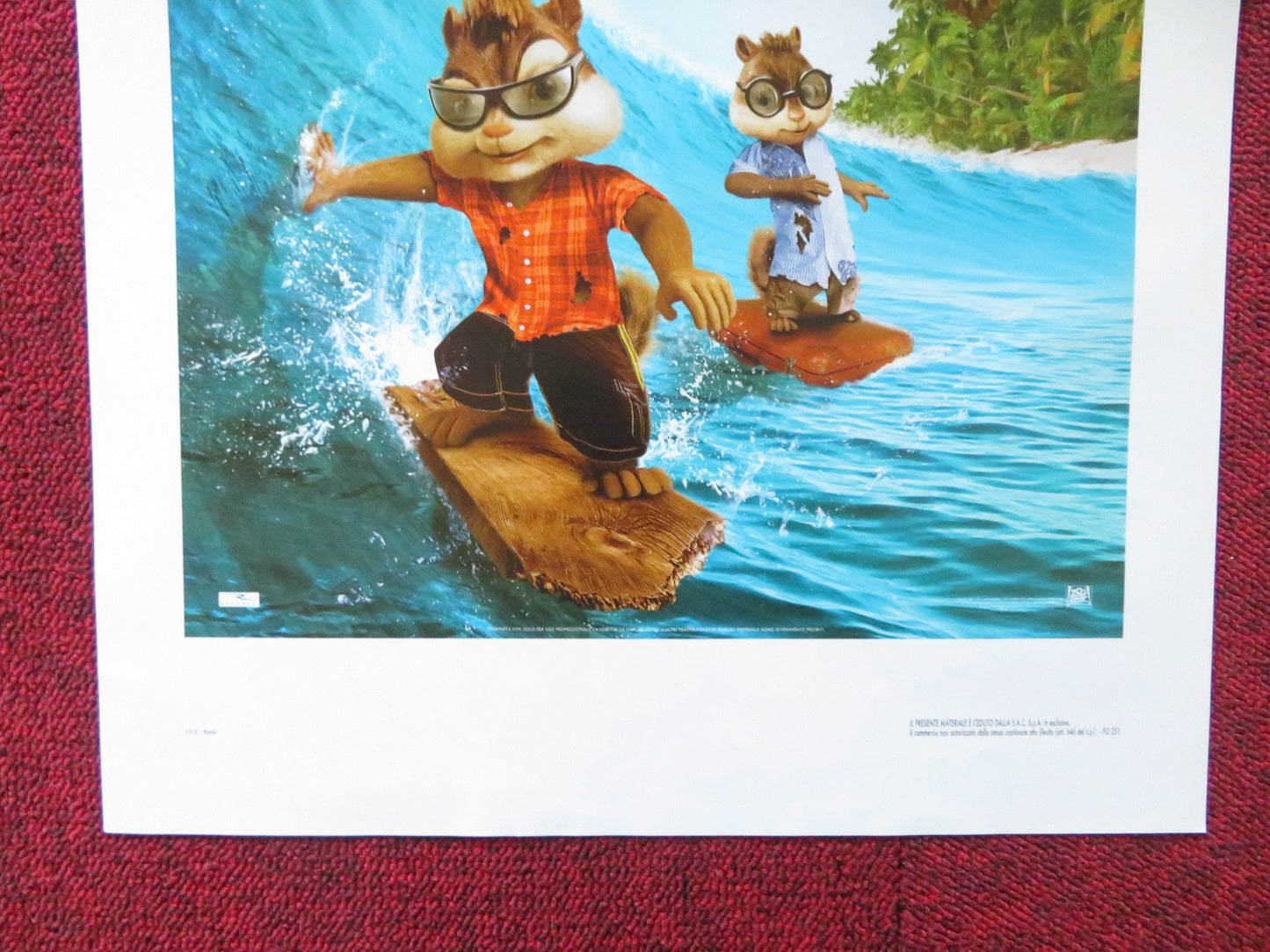 ALVIN AND THE CHIPMUNKS: CHIPWRECKED ITALIAN LOCANDINA POSTER JASON LEE 2011