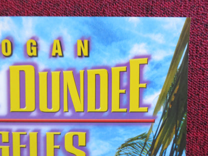 CROCODILE DUNDEE IN LOS ANGELES VHS VIDEO POSTER PAUL HOGAN LINDA KOZLOWSKI 2001