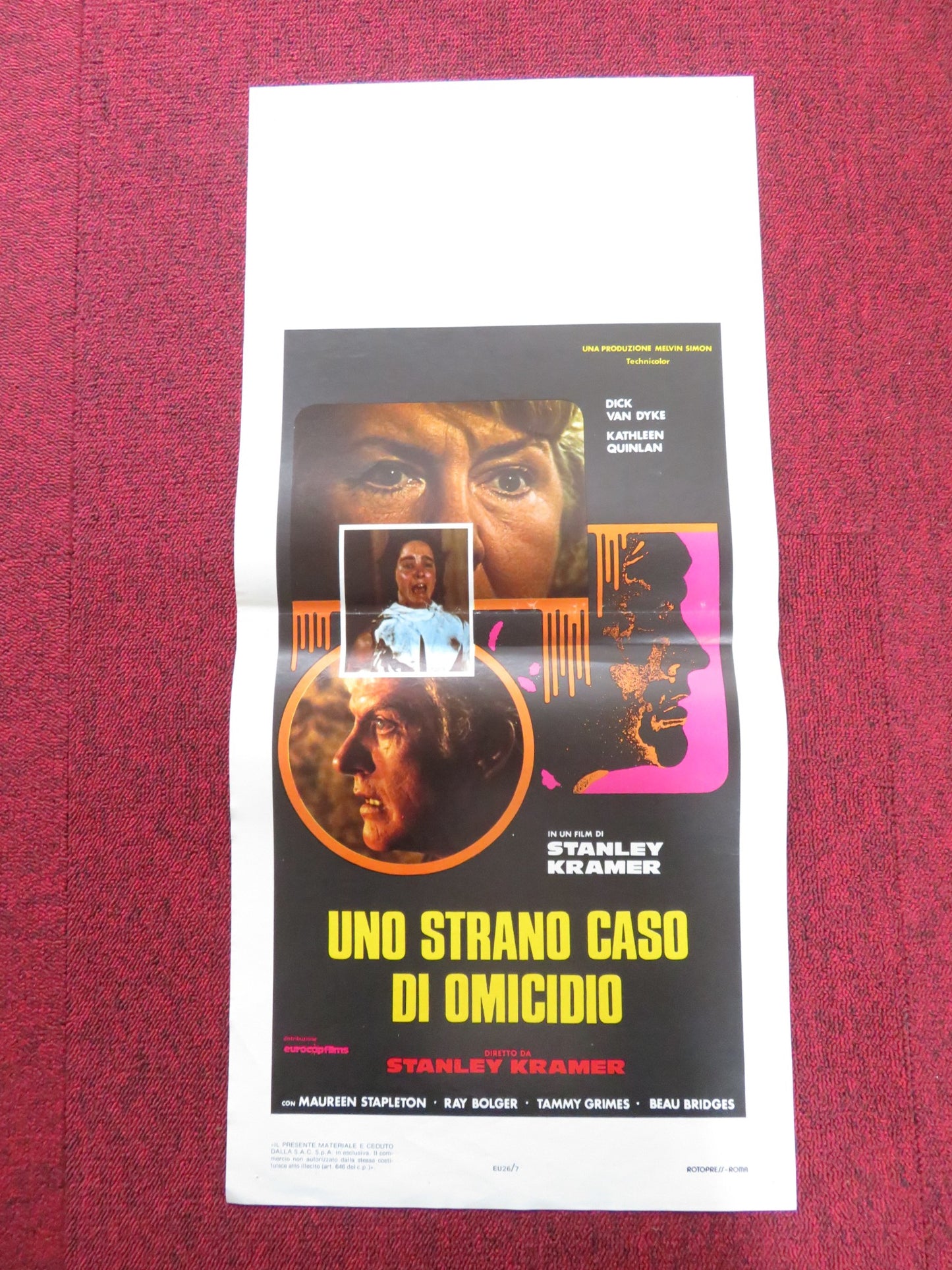 THE RUNNER STUMBLES ITALIAN LOCANDINA POSTER DICK VAN DYKE KATHLEEN QUINLAY 1979