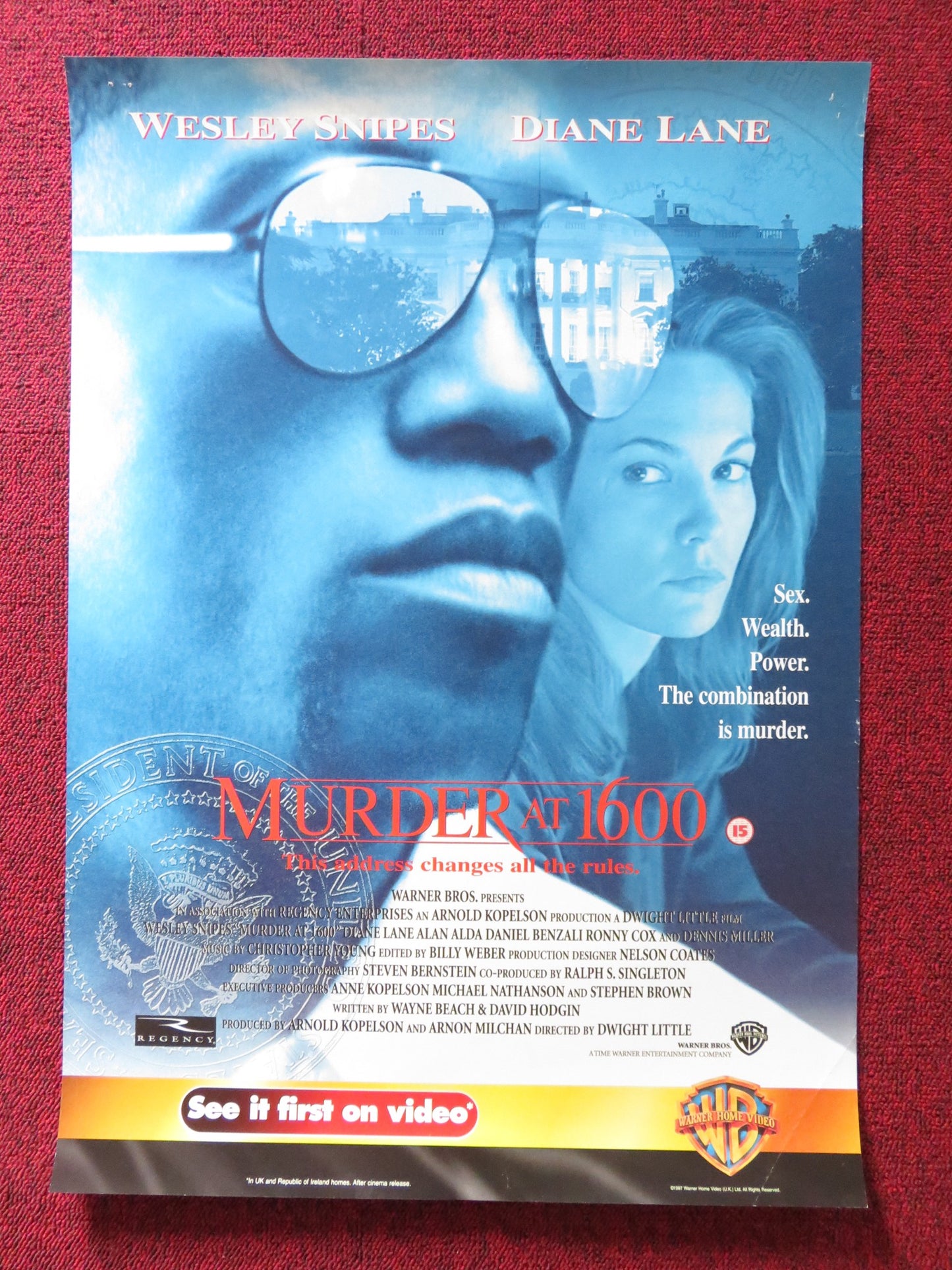 MURDER AT 1600 VHS VIDEO POSTER WESLEY SNIPES DIANE LANE 1997 – Rendezvous  Cinema