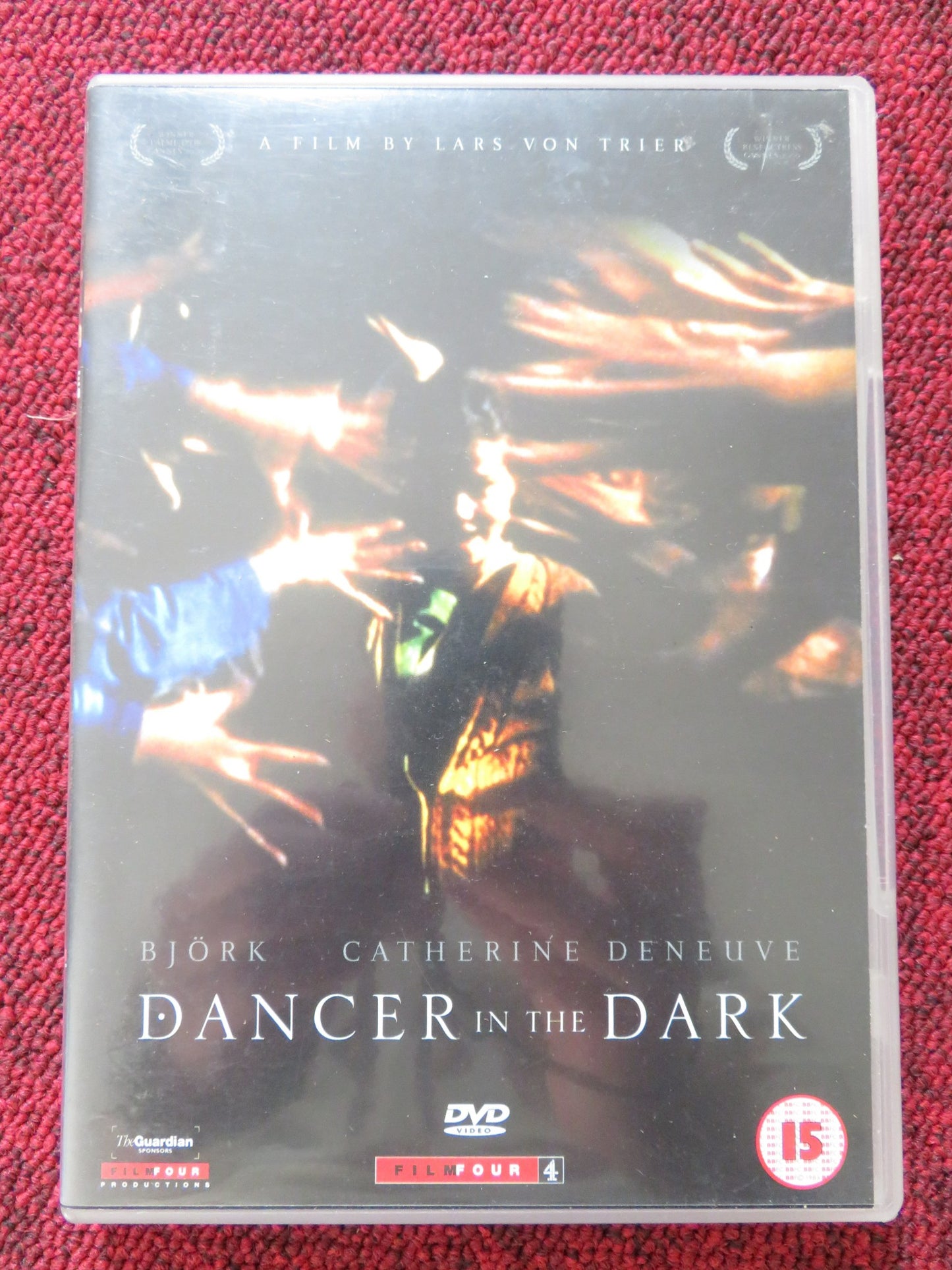 DANCER IN THE DARK (DVD) BJORK CATHERINE DENEUVE 2000 REGION 2