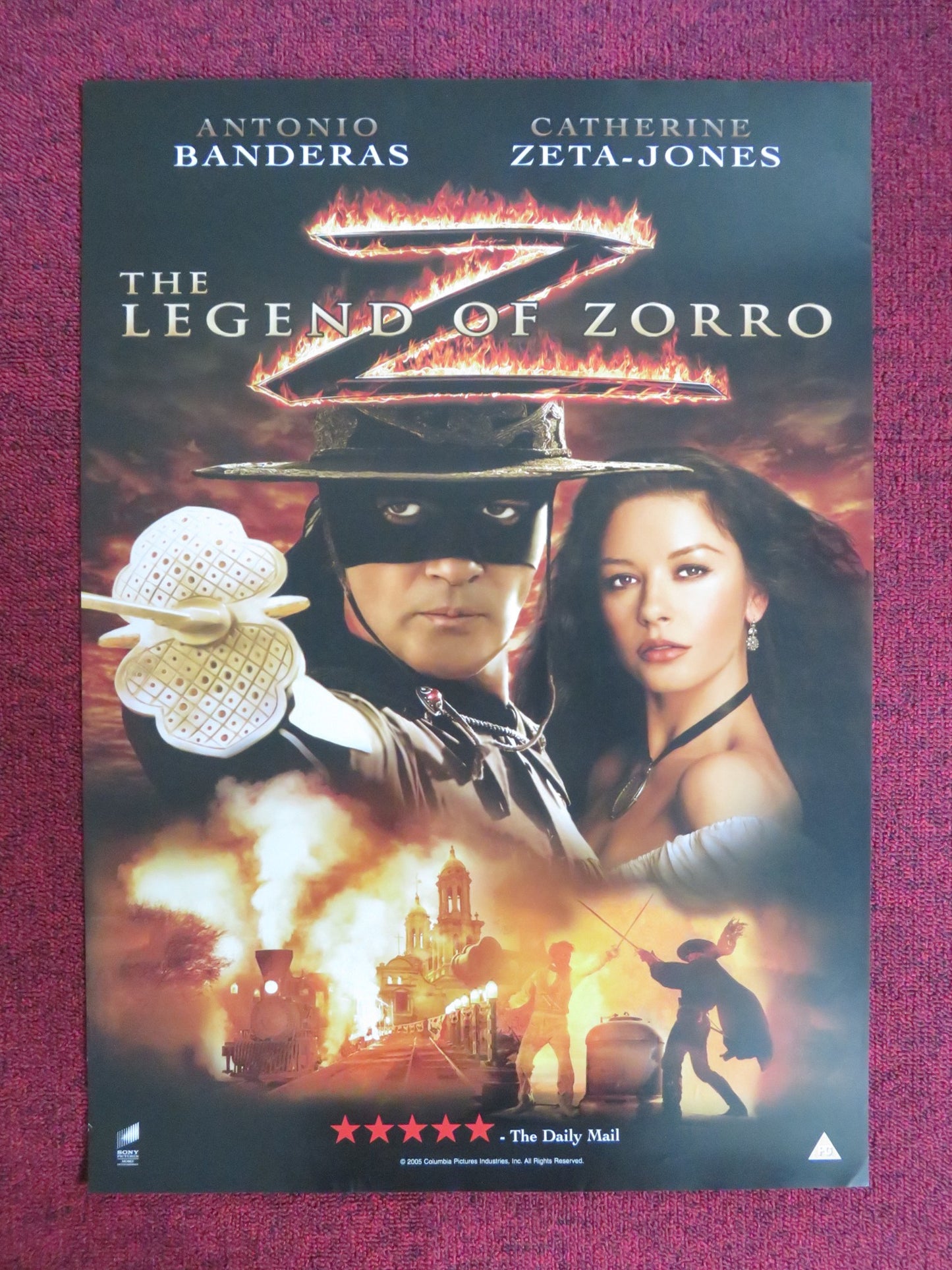 LEGEND OF ZORRO VHS VIDEO POSTER ANTONIO BANDERAS CATHERINE ZETA-JONES 2005