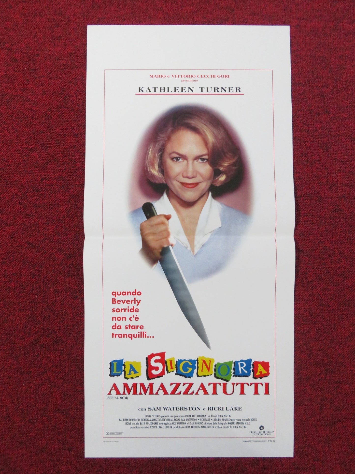 SERIAL MOM ITALIAN LOCANDINA POSTER KATHLEEN TURNER RICKI LAKE 1994