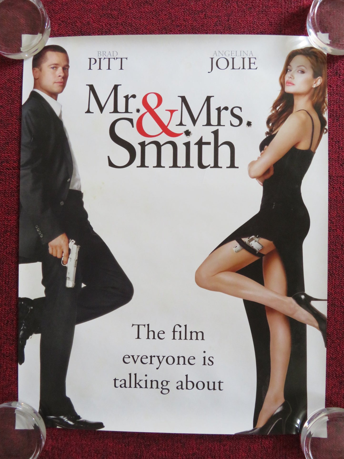 MR. & MRS. SMITH VHS VIDEO POSTER BRAD PITT ANGELINA JOLIE 2005