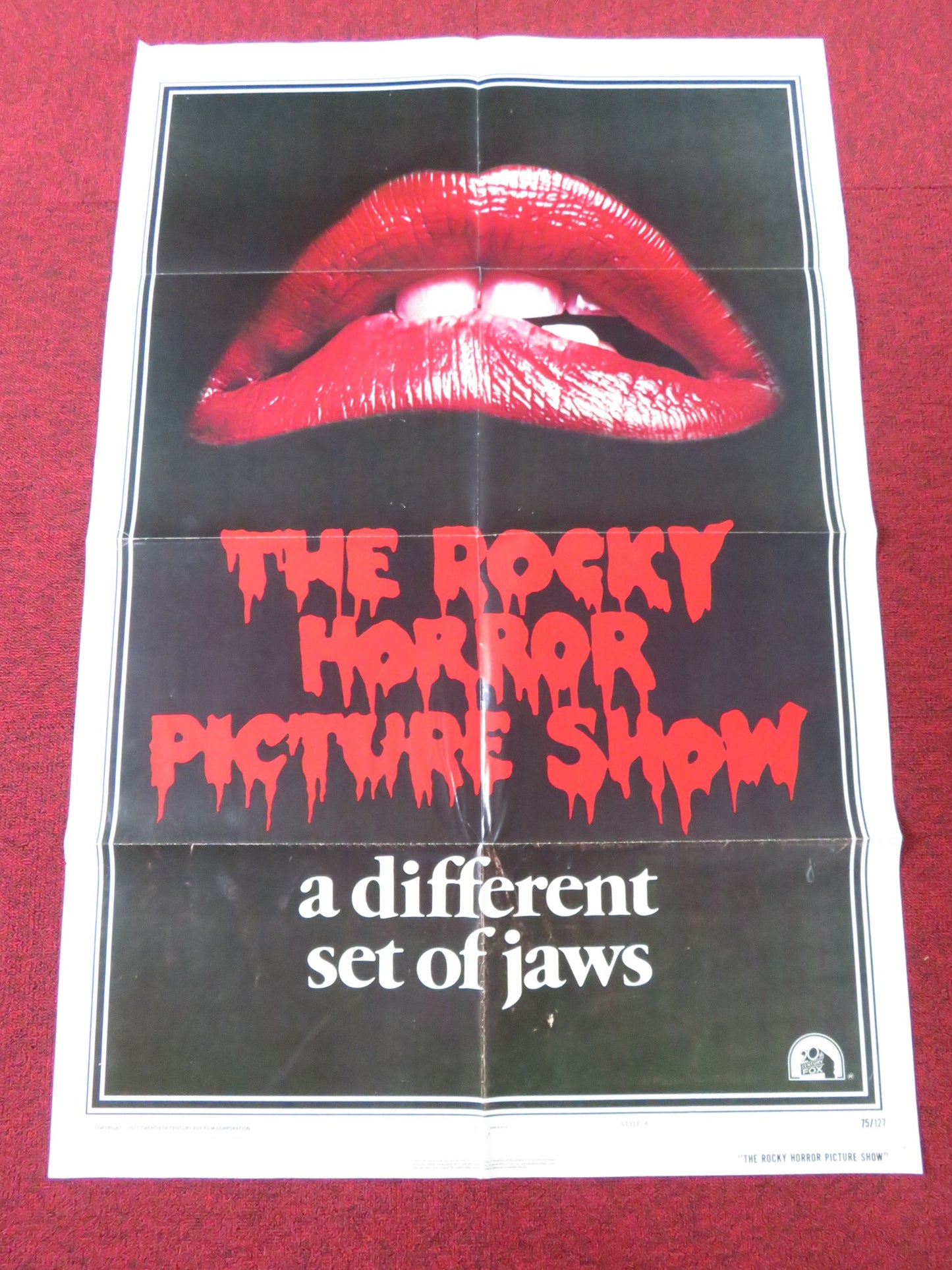 THE ROCKY HORROR PICTURE SHOW - STYLE A FOLDED US ONE SHEET POSTER T. CURRY 1975