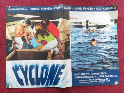 CYCLONE - C ITALIAN FOTOBUSTA POSTER ARTHUR KENNEDY CARROL BAKER 1978