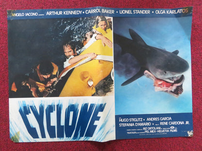 CYCLONE - D ITALIAN FOTOBUSTA POSTER ARTHUR KENNEDY CARROL BAKER 1978