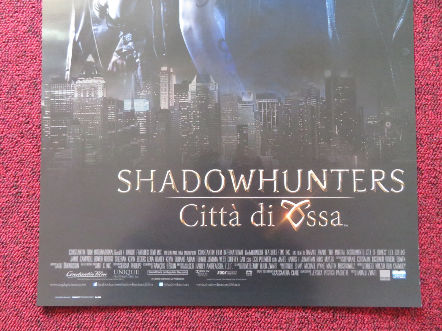 THE MORTAL INSTRUMENTS: CITY OF BONES ITALIAN LOCANDINA POSTER LILY COLLINS 2013