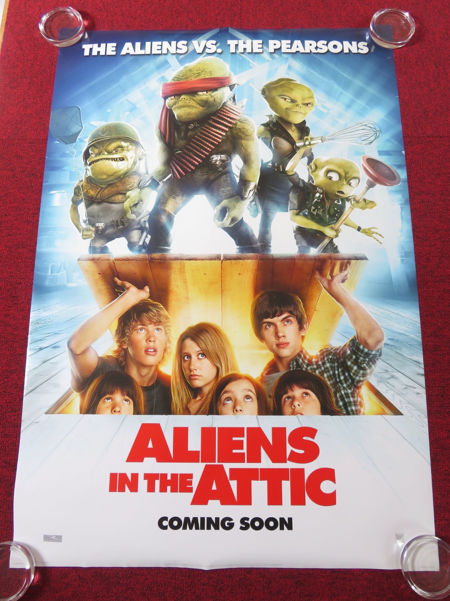 ALIENS IN THE ATTIC US ONE SHEET ROLLED POSTER AUSTIN BUTLER CARTER JENKINS 2009