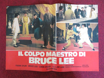 THE CRIPPLED MASTERS - A ITALIAN FOTOBUSTA POSTER FRANK SHUM BRUCE LEEI 1980