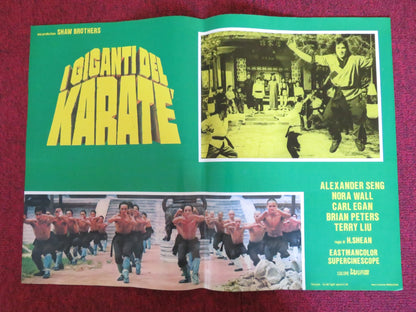 SHAOLIN TEMPLE - A ITALIAN FOTOBUSTA POSTER ALEXANDER SENG NORAL WALL 1978