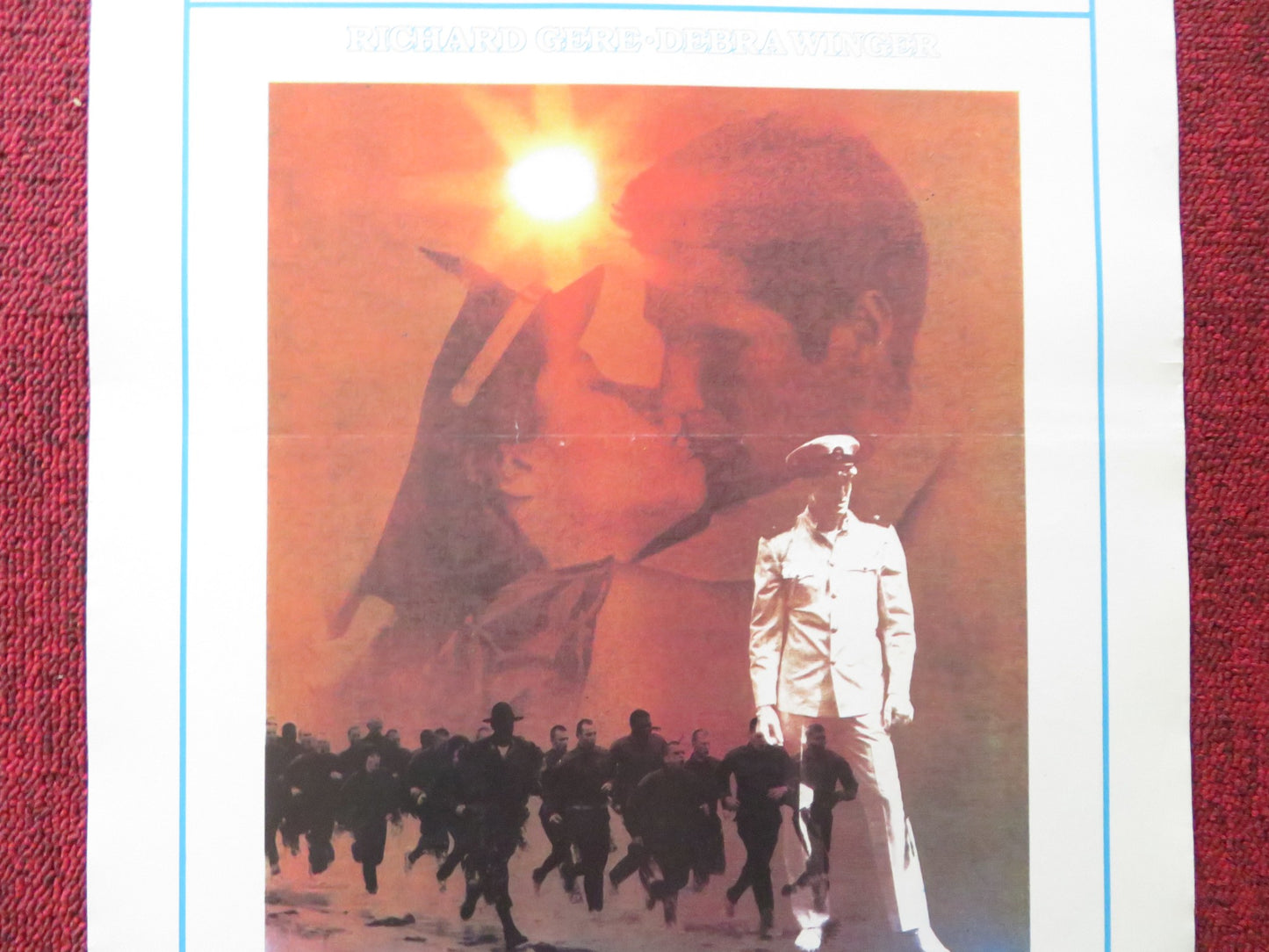 AN OFFICER AND A GENTLEMAN ITALIAN LOCANDINA POSTER RICHARD GERE D. WINGER 1983