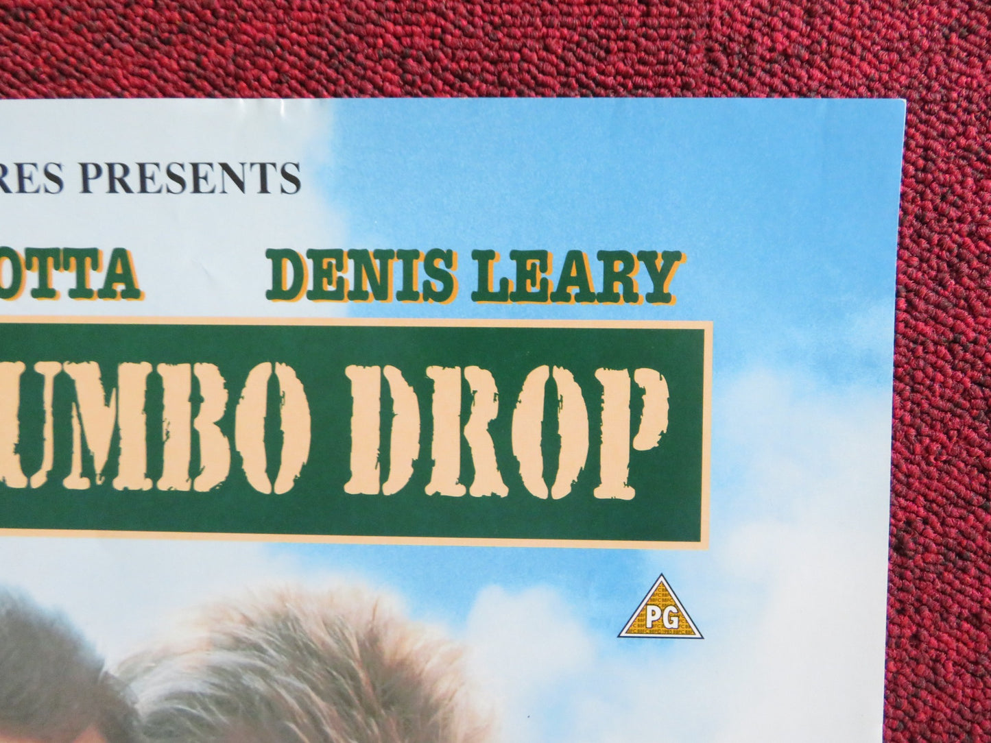 OPERATION DUMBO DROP VHS VIDEO POSTER DANNY GLOVER RAY LIOTTA 1995