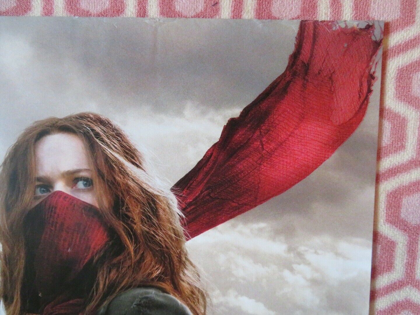 MORTAL ENGINES QUAD (30"x 40") ROLLED POSTER ROBERT SHEEHAN HERA HILMAR 2018