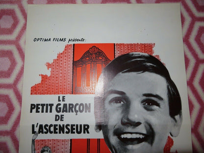 LE PETIT GARCON DE L'ASCENSEUR BELGIUM (21.5"x 14") POSTER ALAIN DEKOCK 1962