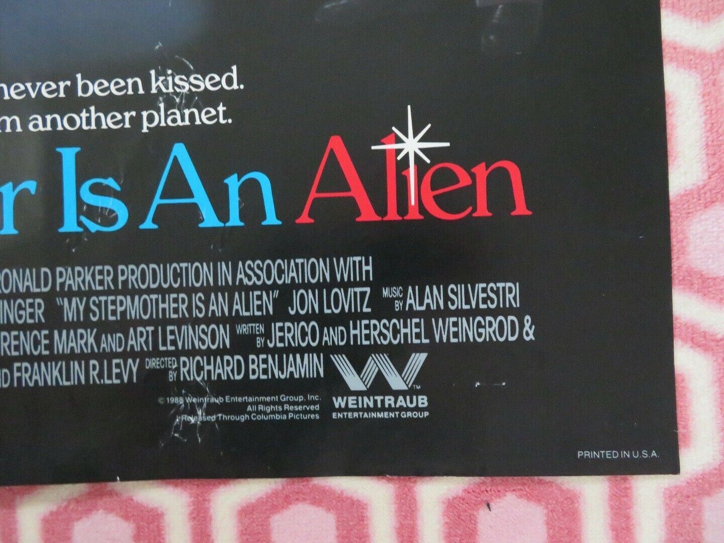 MY STEPMOTHER IS AN ALIEN US ONE SHEET POSTER DAN AYKROD KIM BASINGER