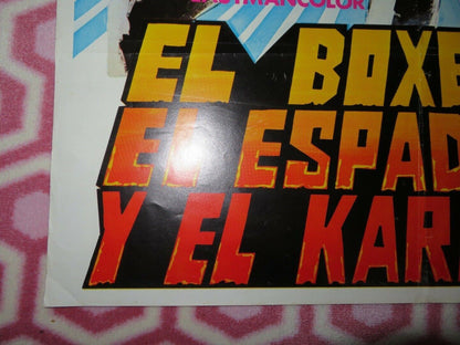 EL BOXEADOR EL ESPADACHIN Y EL KARATISTA (30.5"X 21") ROLLED POSTER 1972