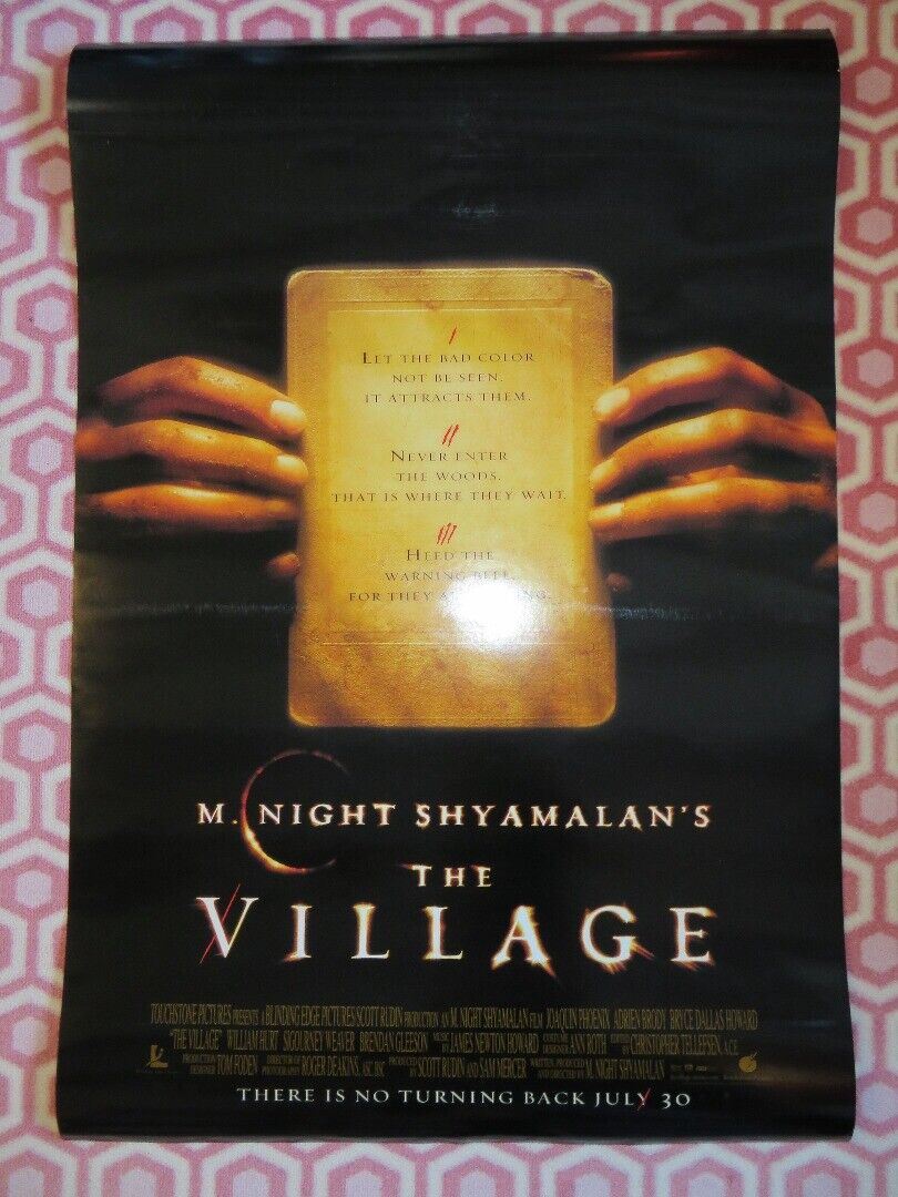 THE VILLAGE US ROLLED POSTER JOAQUIN PHOENIX  M. NIGHT SHYAMALAN 2004