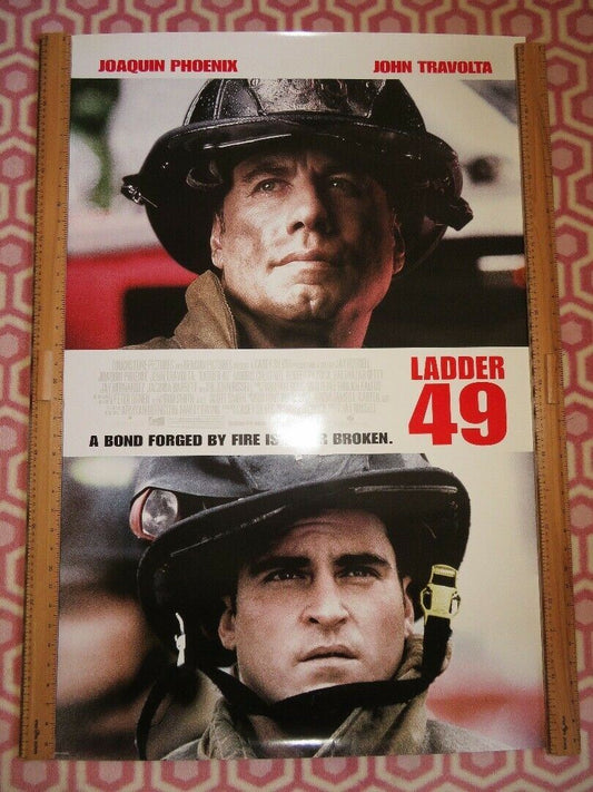 LADDER 49  US ROLLED POSTER JOAQUIN PHOENIX JOHN TRAVOLTA 2004