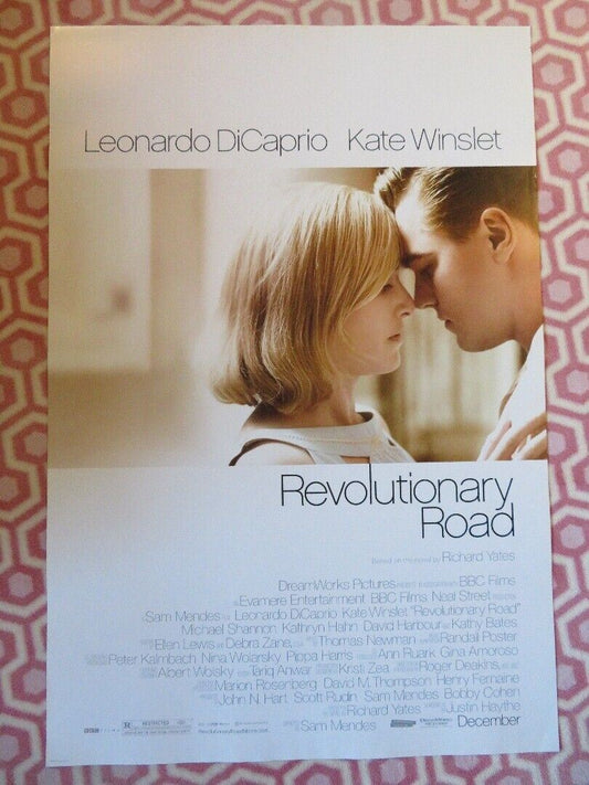 REVOLUTIONARY ROAD  US ONE SHEET ROLLED POSTER WINSLET DICAPRIO 2008