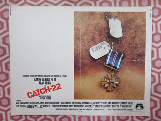 CATCH 22  US HALF SHEET (22"x 28") POSTER ALAN ARKIN JOSEPH HELLER 1970