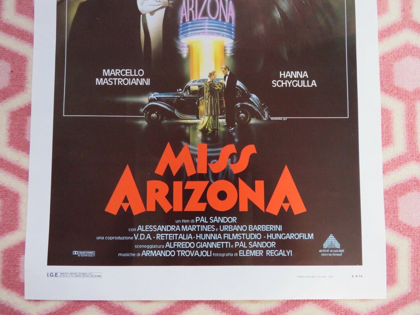 MISS ARIZONA ITALIAN LOCANDINA (27.5"x13") POSTER MARCELLO MASTOIANNI 1988