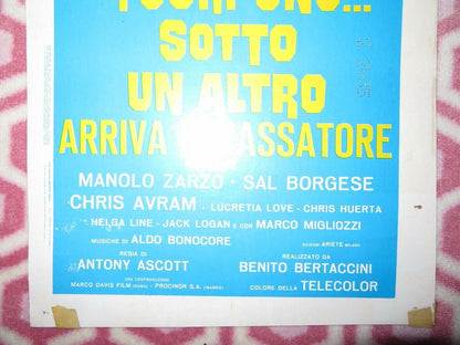 FUORI UNO... SOTTO UN ALTRO ARRIVA...  ITALIAN LOCANDINA (27.5"x13") POSTER 1973