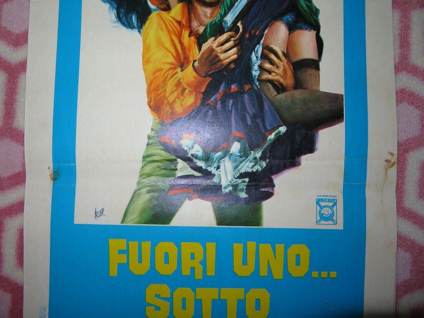 FUORI UNO... SOTTO UN ALTRO ARRIVA...  ITALIAN LOCANDINA (27.5"x13") POSTER 1973