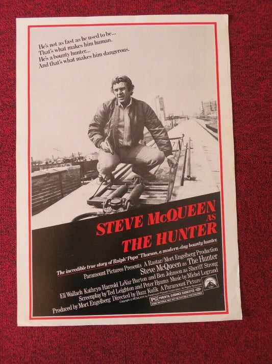 THE HUNTER US ROLLED (24"x17") POSTER STEVE MCQUEEN ELI WALLACH 1980