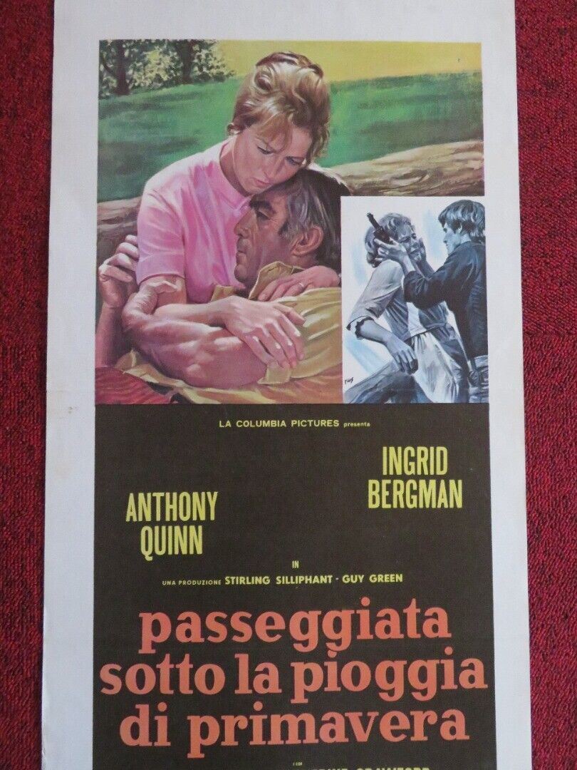 PASSEGGIATA SOTTO LA PIOGGIA DI PRIMA  ITALIAN LOCANDINA (27.5"x13") POSTER '70