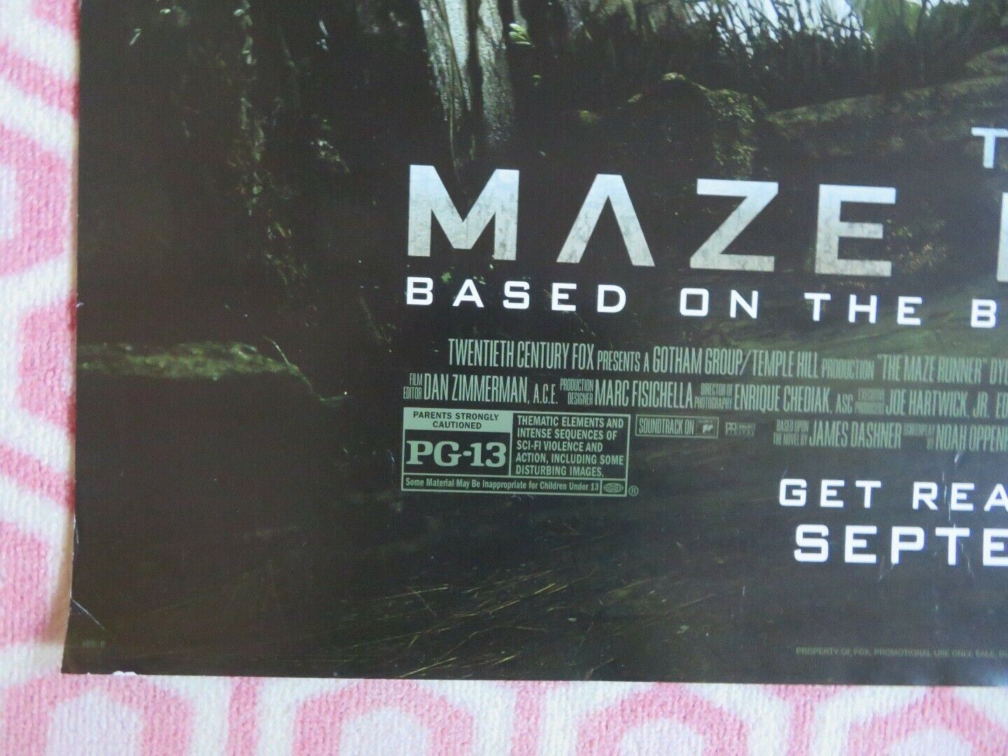 THE MAZE RUNNER VERSION B US ONE SHEET ROLLED POSTER JAMES DASHNER DYLAN O'BRIEN