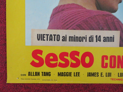 SESSO CONTRO KUNG-FU / XUE AI ITALIAN FOTOBUSTA POSTER ALAN TANG MAGGIE LEE 1972