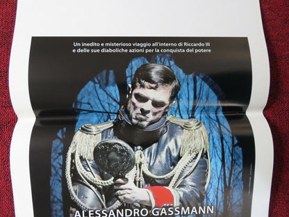 ESSERE RICCARDO ...E GLI ALTRI ITALIAN LOCANDINA (27.5"x13") POSTER 2013