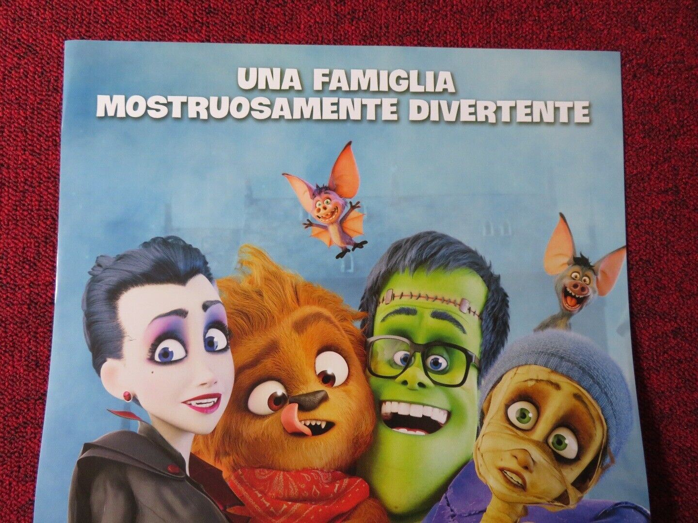 MONSTER FAMILY  ITALIAN LOCANDINA (26.5"x12.5") POSTER EMILY WATSON 2017