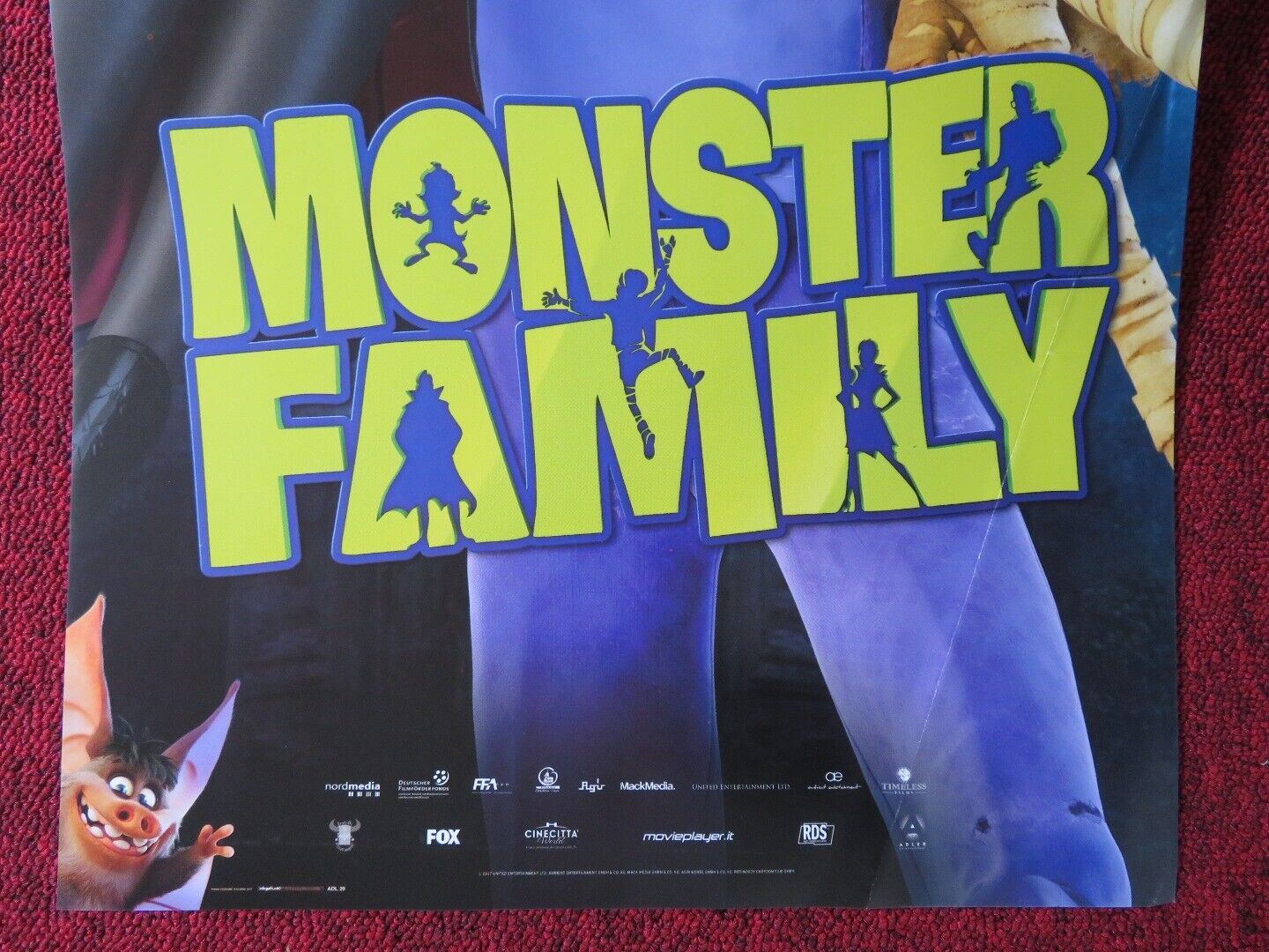 MONSTER FAMILY  ITALIAN LOCANDINA (26.5"x12.5") POSTER EMILY WATSON 2017