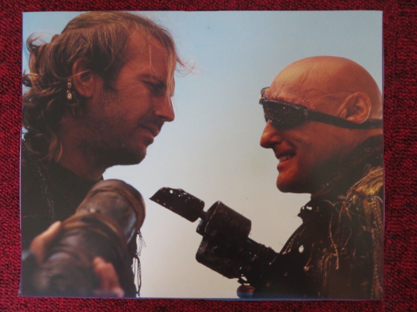 WATERWORLD - C LOBBY CARD DENNIS HOPPER KEVIN COSTNER 1995